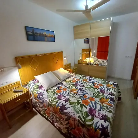 Alojamientosmomi3 Apartman